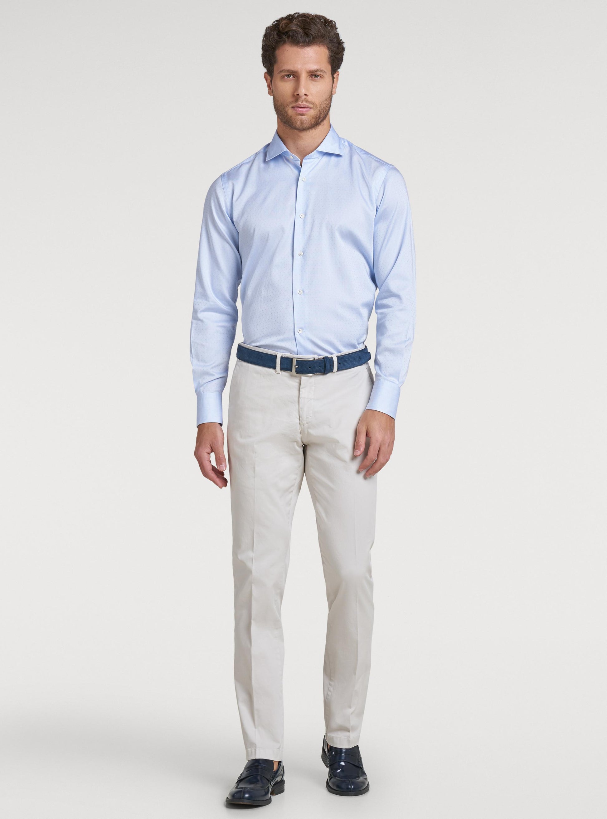Pantaloni chinos misto lino.-0